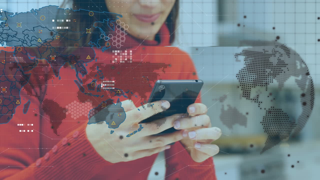animación del procesamiento de datos sobre una mujer caucásica que usa un teléfono inteligente