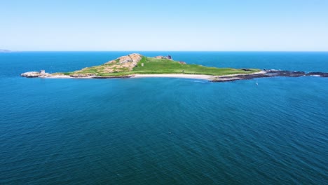 Aerial-Shot-of-Eye-of-Ireland-Island-in-Dublin,-Ireland