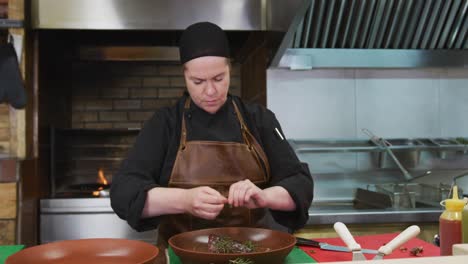 Caucasian-woman-cooking-in-the-kitchen