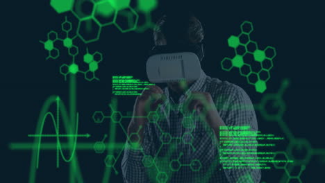 animación de procesamiento de datos científicos sobre un hombre de negocios que usa auriculares vr