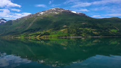 la hermosa naturaleza de noruega.