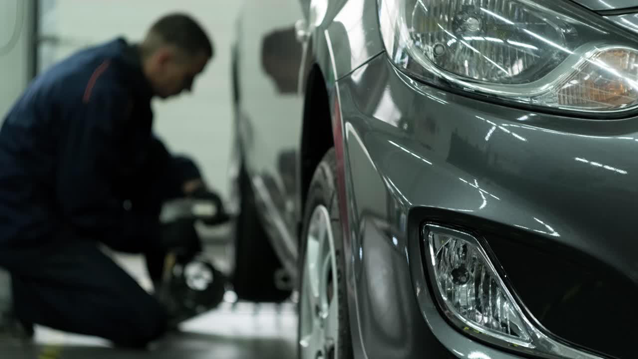 진행 중인 자동차 수리