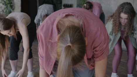 women practicing contemporary dance
