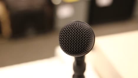 professional dynamic microphone for song, sideways movement