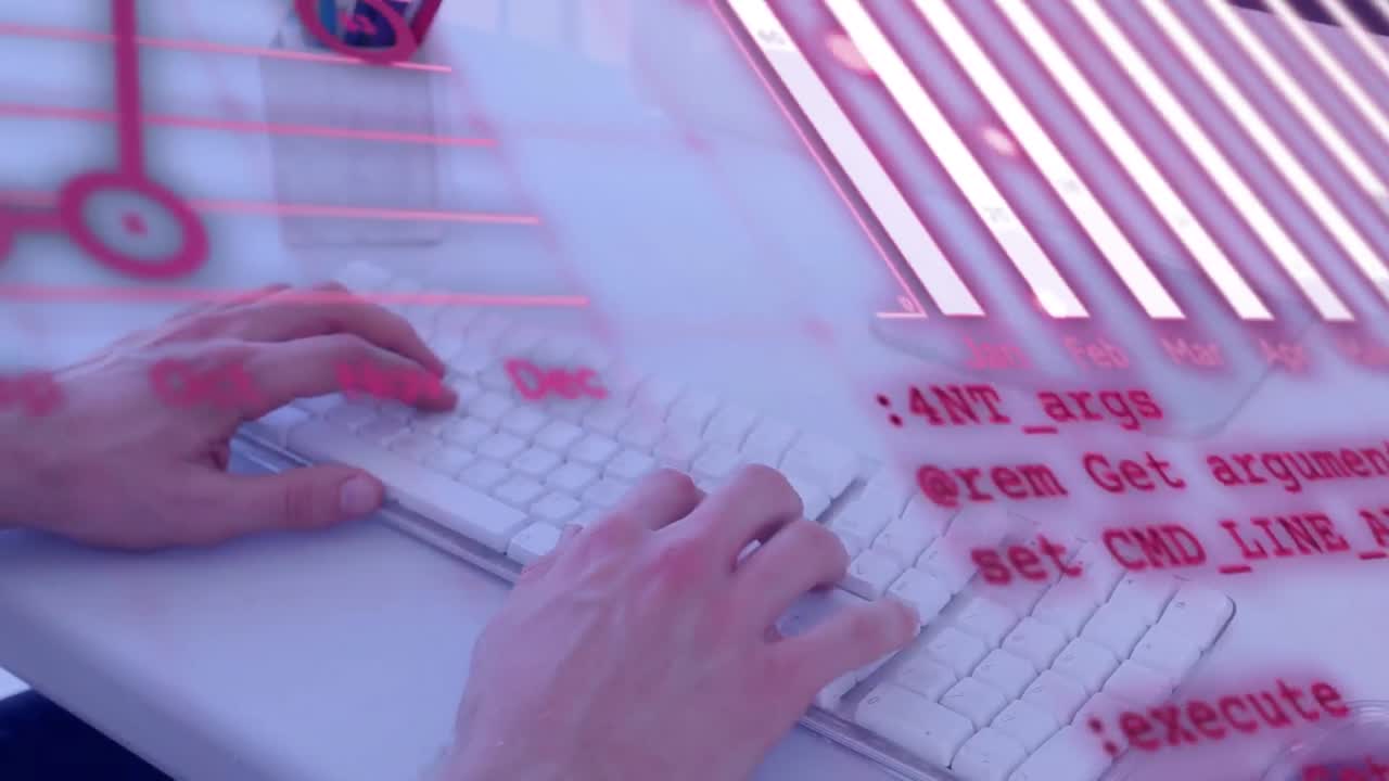 컴퓨터를 사용하여 손으로 데이터 처리의 애니메이션