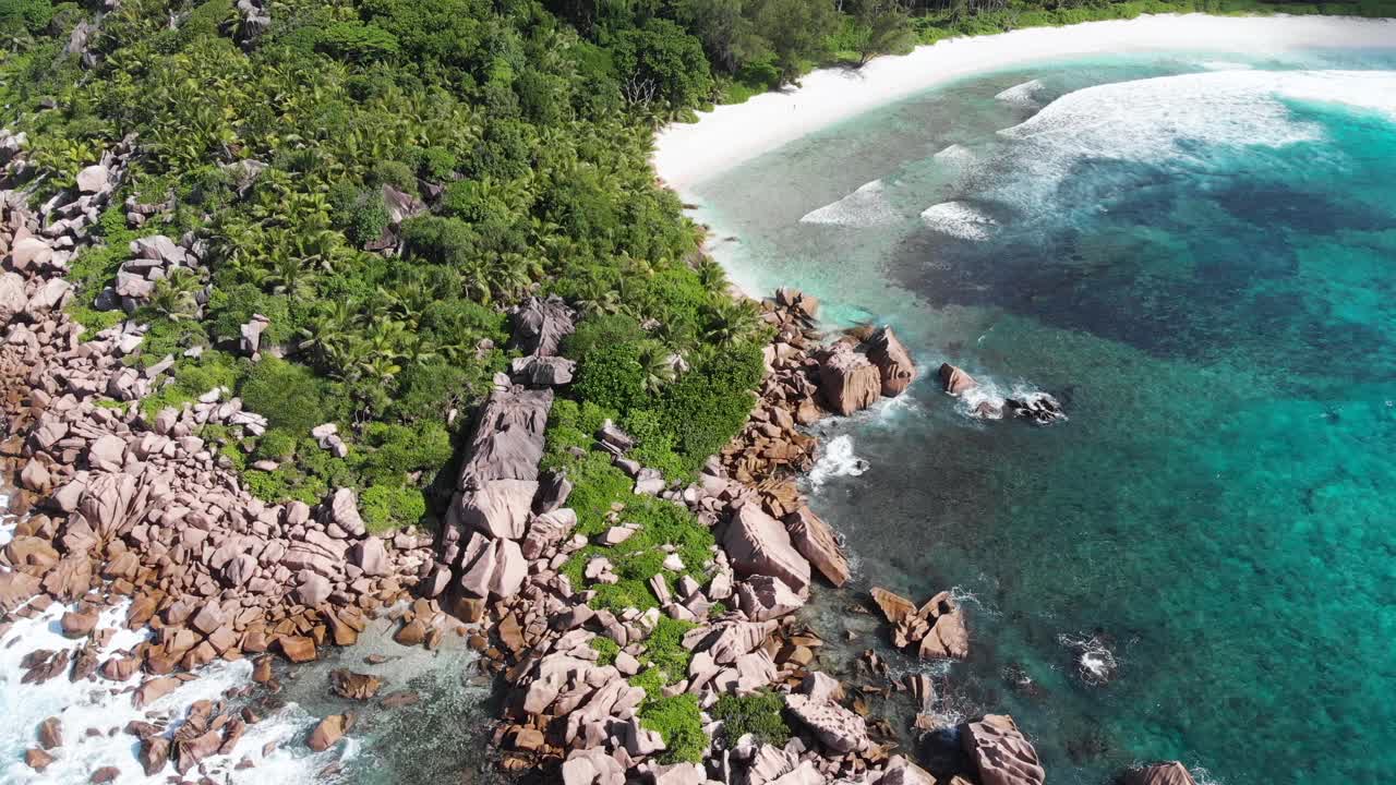 где земля встречается с морем