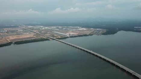 Movimiento-De-Automóviles-En-Penang-Segundo-Puente-Salas-Batu-Kawan