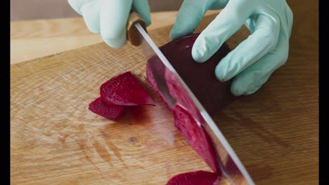 preparing beetroot