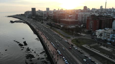 Static-aerial-view-of-the-city-traffic-in-the-coast,-montevideo-uruguay