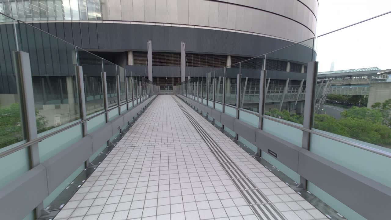 la cubierta peatonal de tokyo toyosu 2022