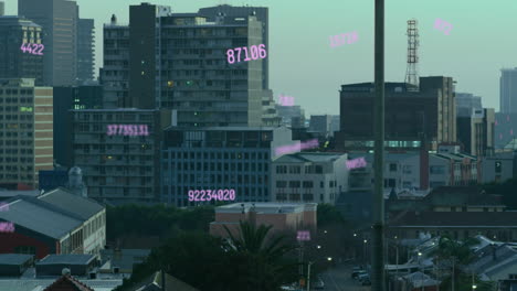 animación de números cambiantes sobre edificios modernos en el fondo