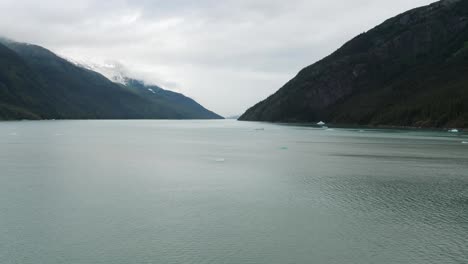 holkham bay, entering endicott arm fjord, heading to dawes glacier, alaska.