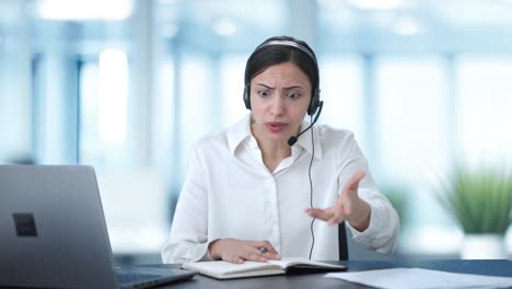 Angry-Indian-call-center-girl-shouting-on-someone