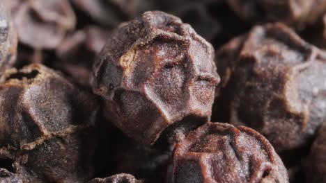 Peppercorns-or-black-pepper-spice.-Super-Macro-Close-Up.