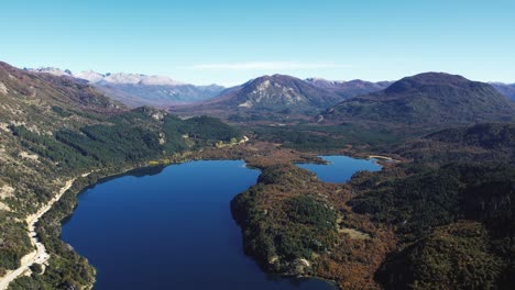 imágenes de drones de un hermoso paisaje-4