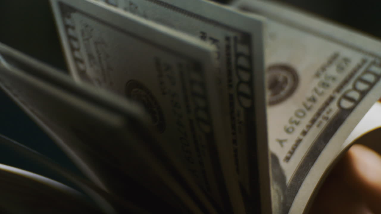 доллары США