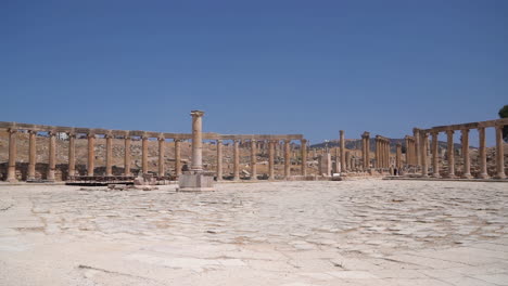 Restos-De-La-Antigua-Ciudad-Grecorromana-De-Gerasa,-Jerash,-Jordania