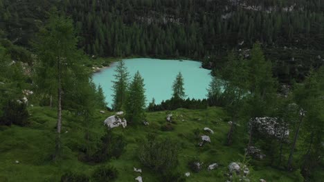 heavenly looking turquoise lake in italian dolomites