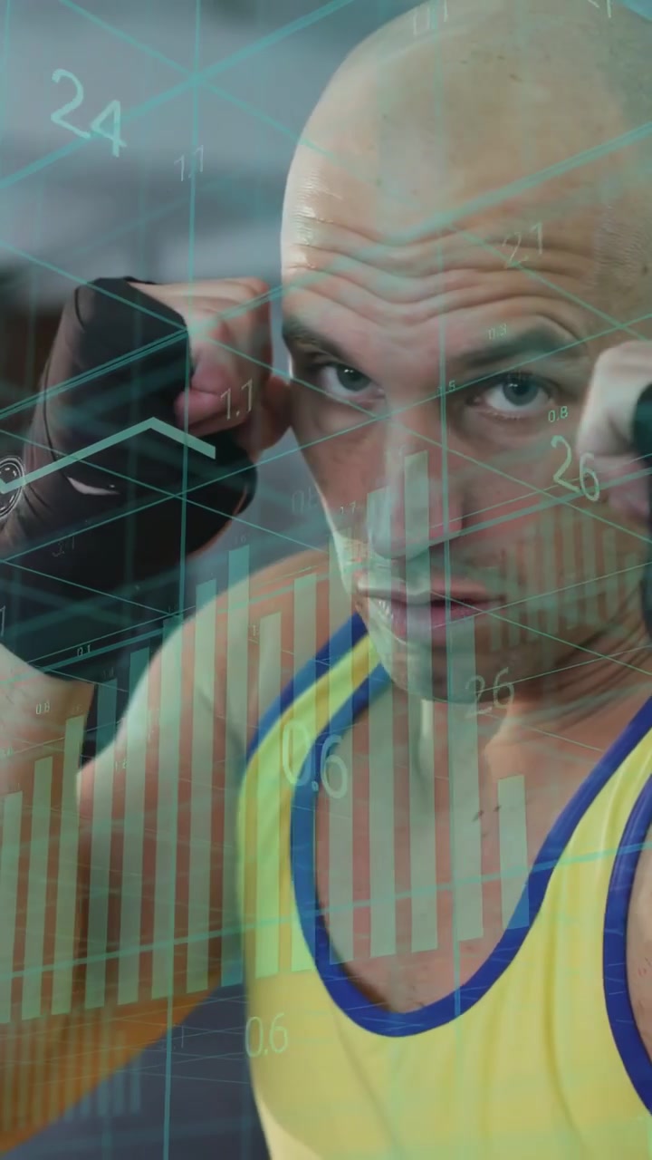 Video verticale: Atleta uomo che controlla le fasce, sferra jab in palestra, si allena, con dati in sovrimpressione.