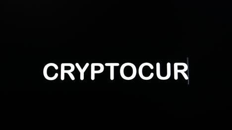 primo piano di criptovaluta che viene digitata sullo schermo del monitor del computer con cursore lampeggiante su sfondo nero spazio di copia