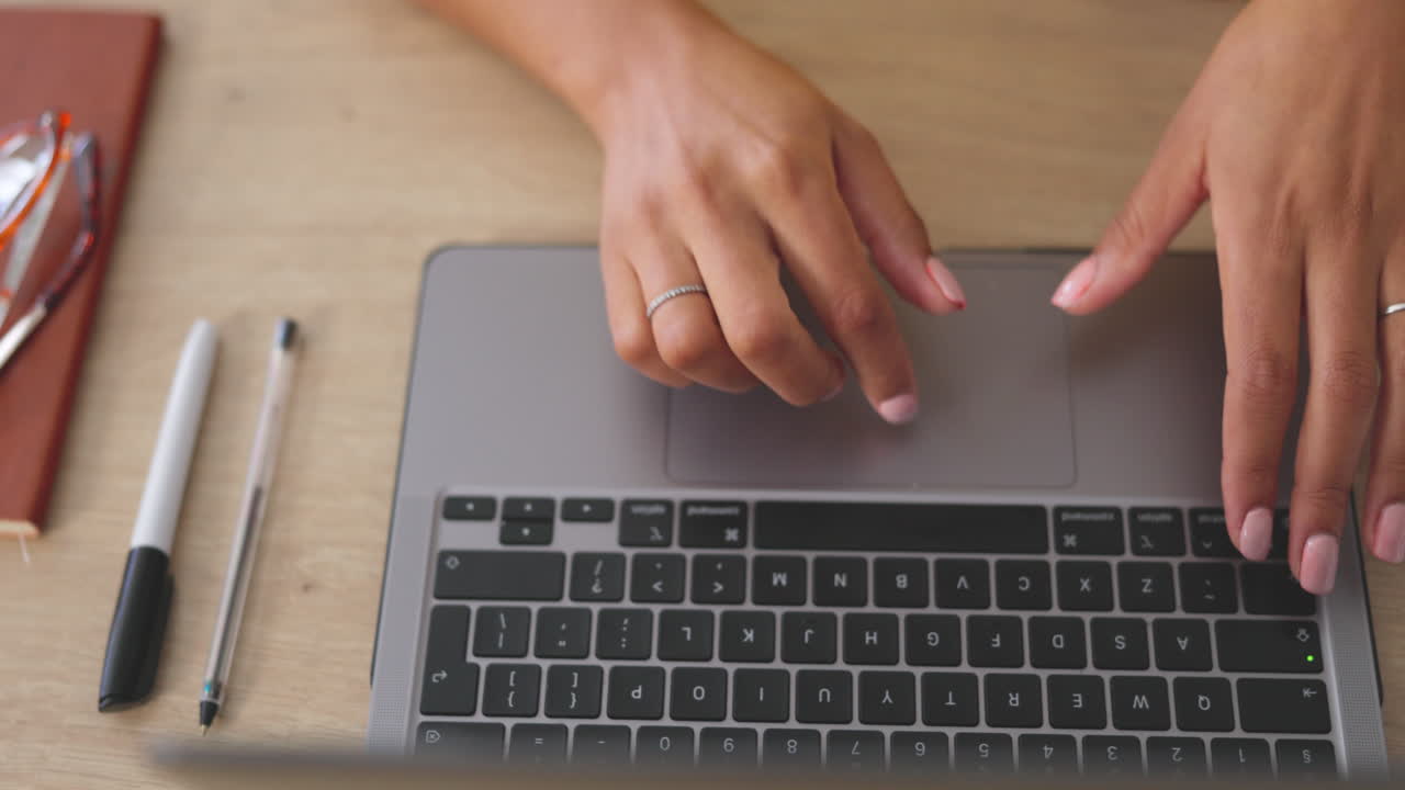 vista desde arriba, primer plano y persona de negocios