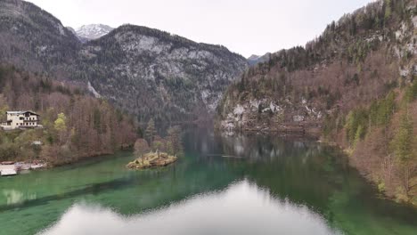 Schöne-Aussicht-Auf-Den-Königssee-In-Der-Nähe-Der-Stadt-Berchtesgaden-In-Den-Bayerischen-Alpen,-Deutschland