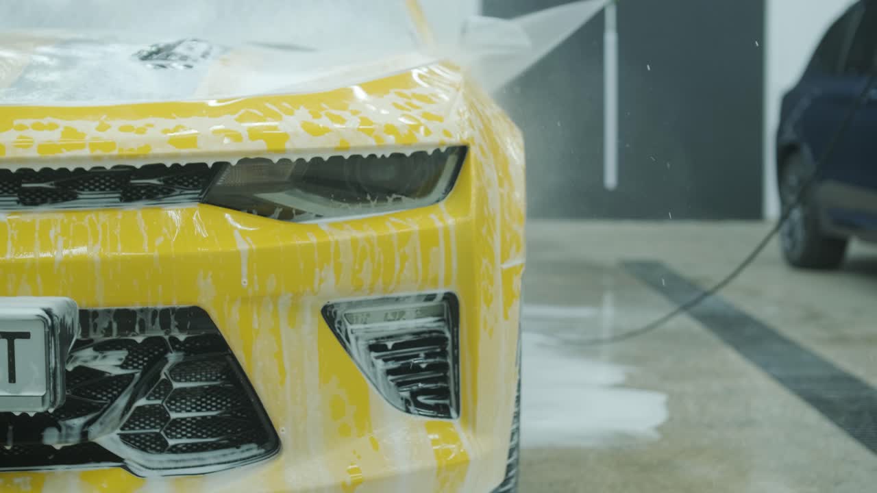 Professional Car Detailing – Washing, Ceramic Coating, and Interior Cleaning