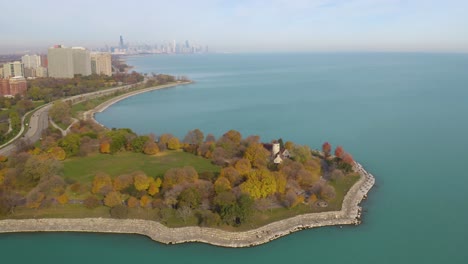 Hermosa-Vista-Aérea-Del-Promontorio-De-Chicago-En-Otoño