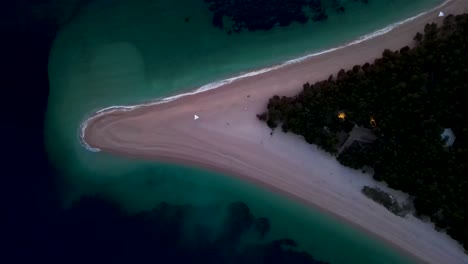 Zlatni-rat-beach,-Croatia