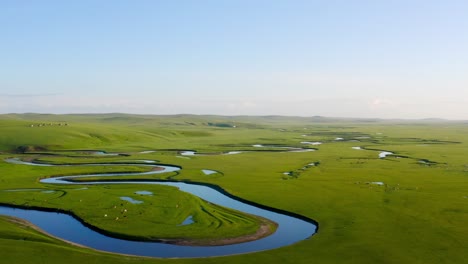Serpentine-Course-Of-Morigele-River-During-Sunset-In-Hulunbuir-Grassland,-China