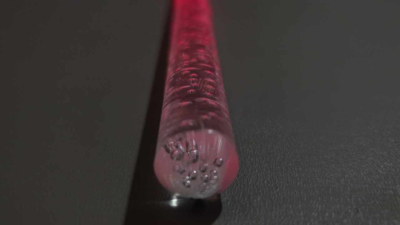 мерцание многоцветных огней. электрическое многоцветное свечение.