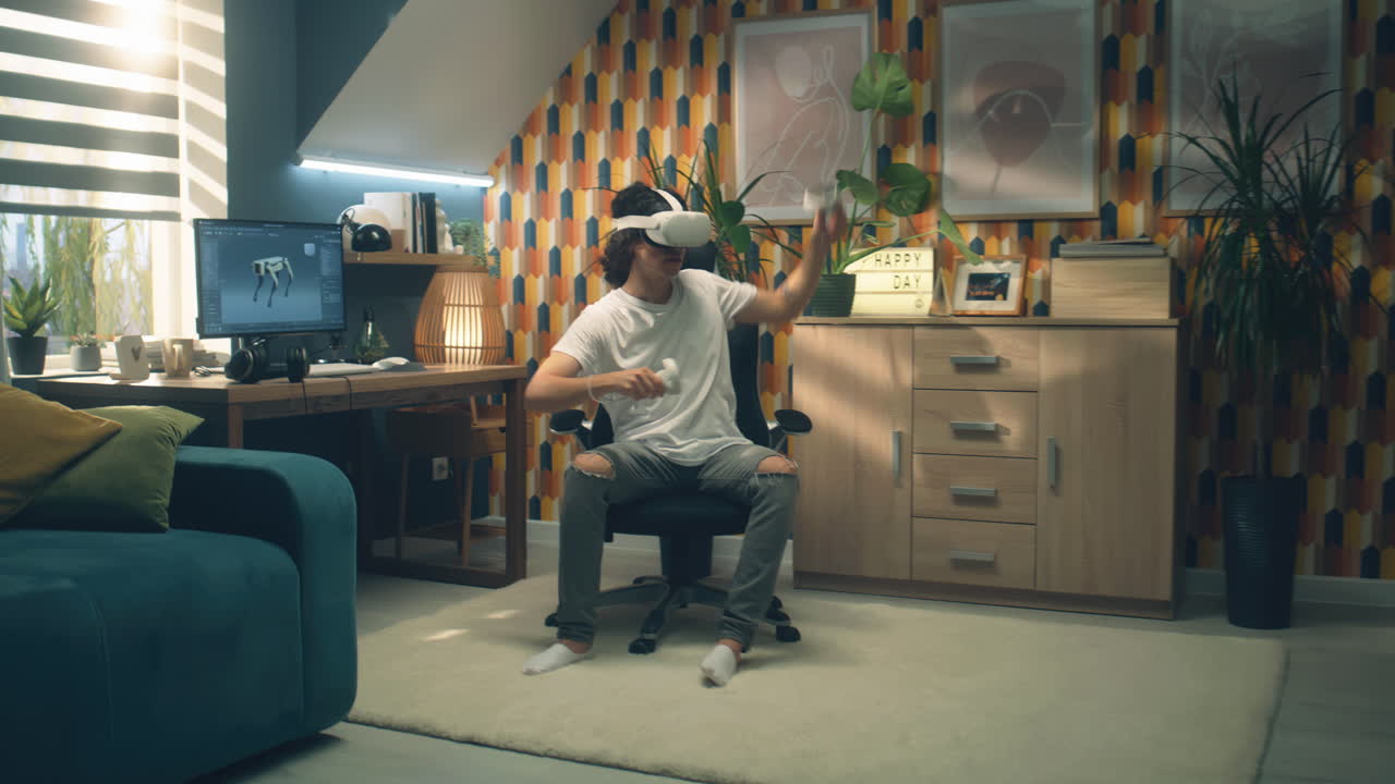 человек играет в vr-игру дома