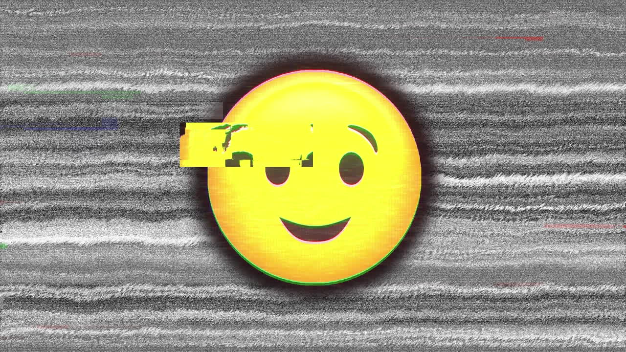 animación digital de la cara soplando un beso emoji contra contra el efecto estático de la televisión