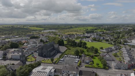 dolly al revés con claremorris. irlanda. el tiro de establecimiento largo