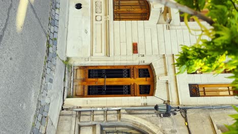 establishing in the concha y toro neighborhood, change of focus on eclectic architecture, santiago chile