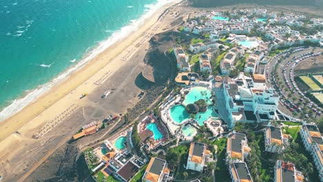 Amazing-Esquinzo-beach-with-endless-horizon