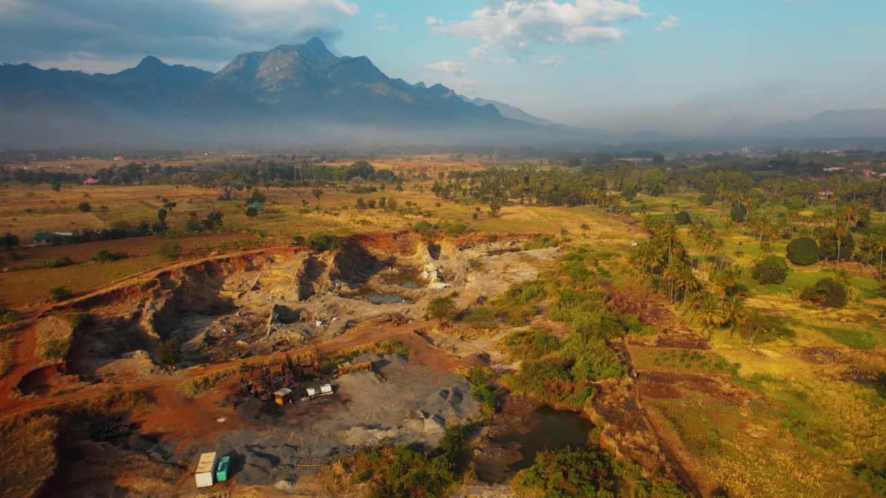 vista aérea de la ciudad de morogoro en tanzania