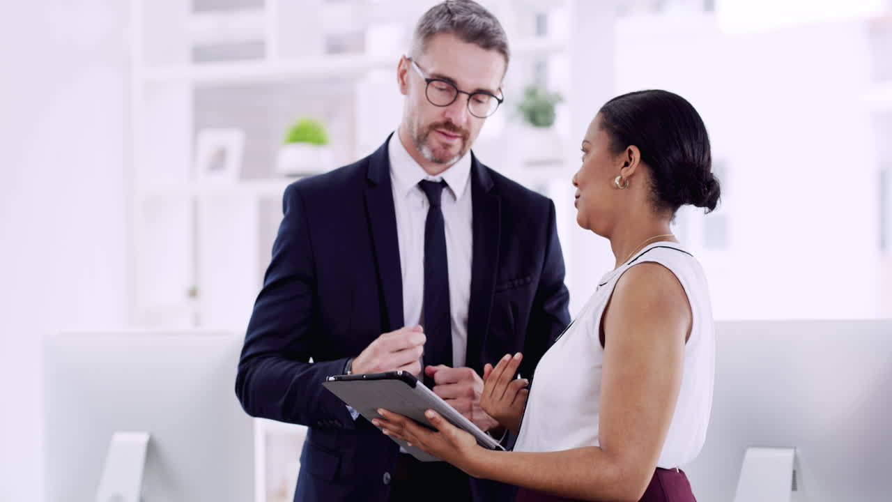 isto é o que acho que devíamos fazer.