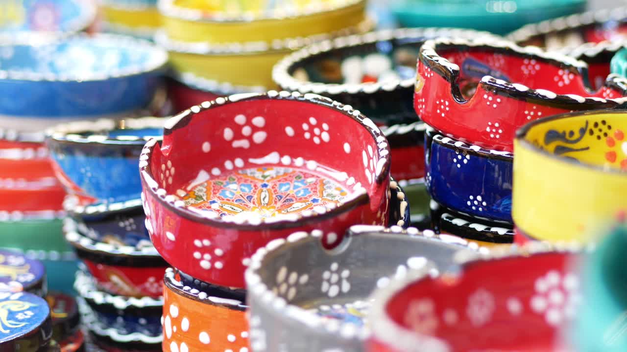 다채로운 터키 세라 재통