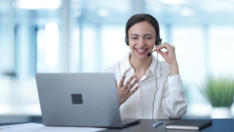 Happy-Indian-call-center-girl-talking-to-the-customer