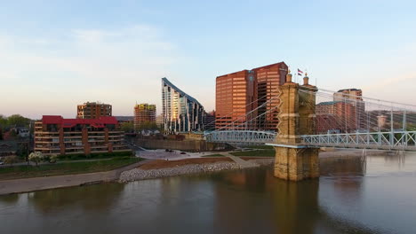 Drone-shot-of-downtown-Cincinnati-Ohio-with-the-John-A