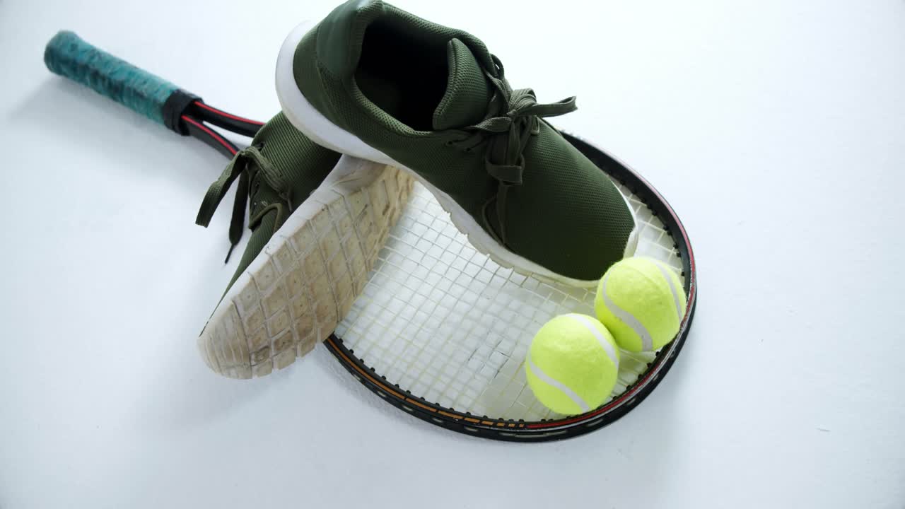 ⁇  바탕에 있는 스포츠 장비 4k