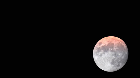 Súper-Luna-De-Sangre-Moviéndose-A-Través-Del-Cielo-Nocturno,-Fase-Lunar