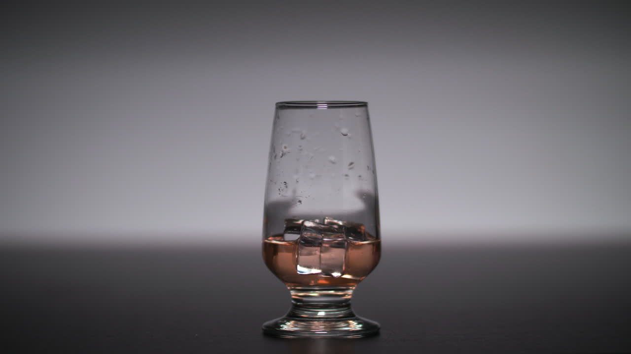 Drink on the Rocks Slow Motion Light Effect