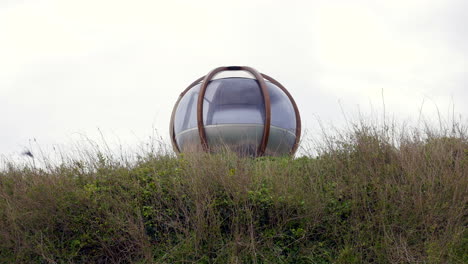 Summerhouse-Garden-Pod-office-in-a-bubble-shape