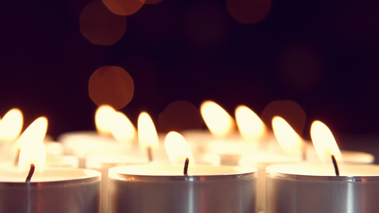 Vista de velas encendidas