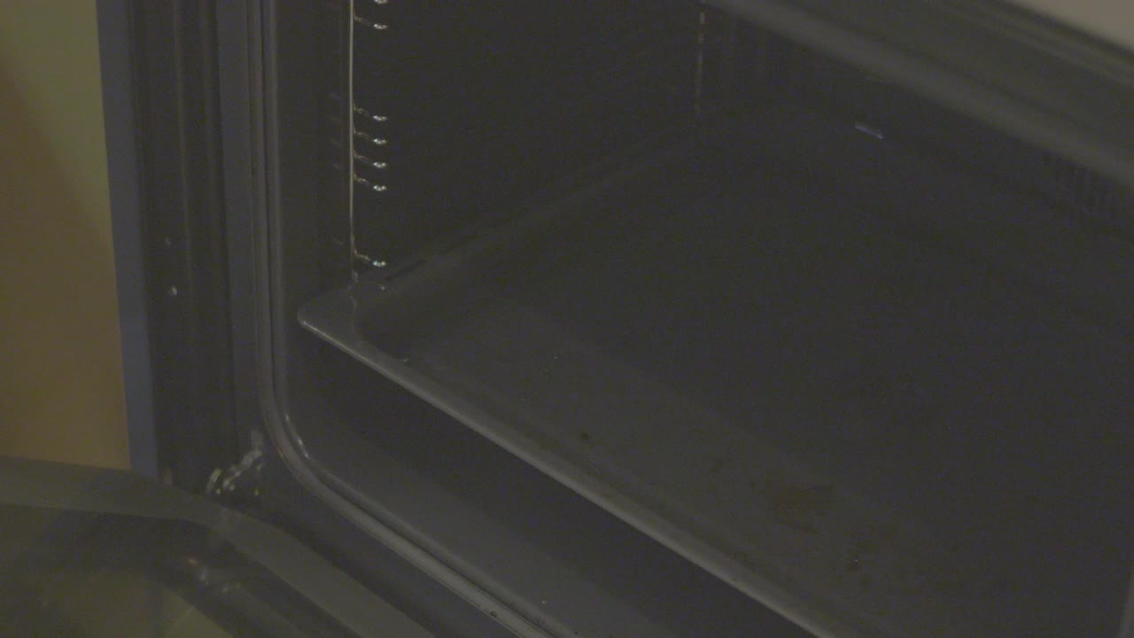 Preparing Roasted Eggplant in the Oven