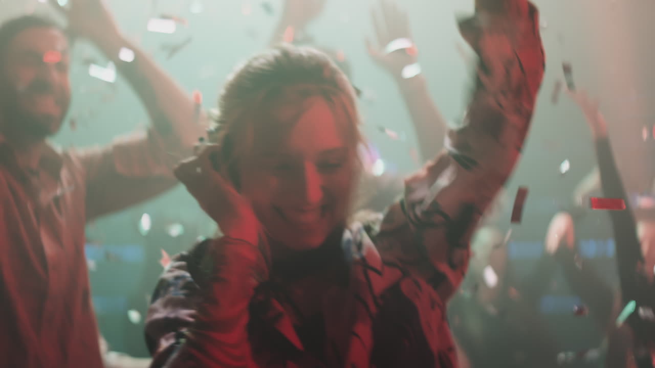 fiesta nocturna en un club