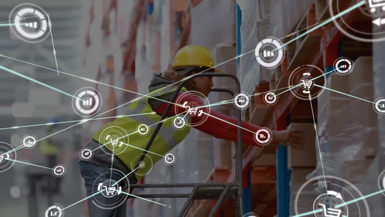 red de iconos digitales contra una trabajadora afroamericana que trabaja en un almacén