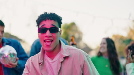 party scene with people wearing sunglasses